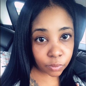 Meet your Posher, Deyonna